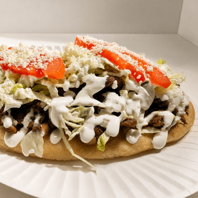 Carnitas Huaraches.